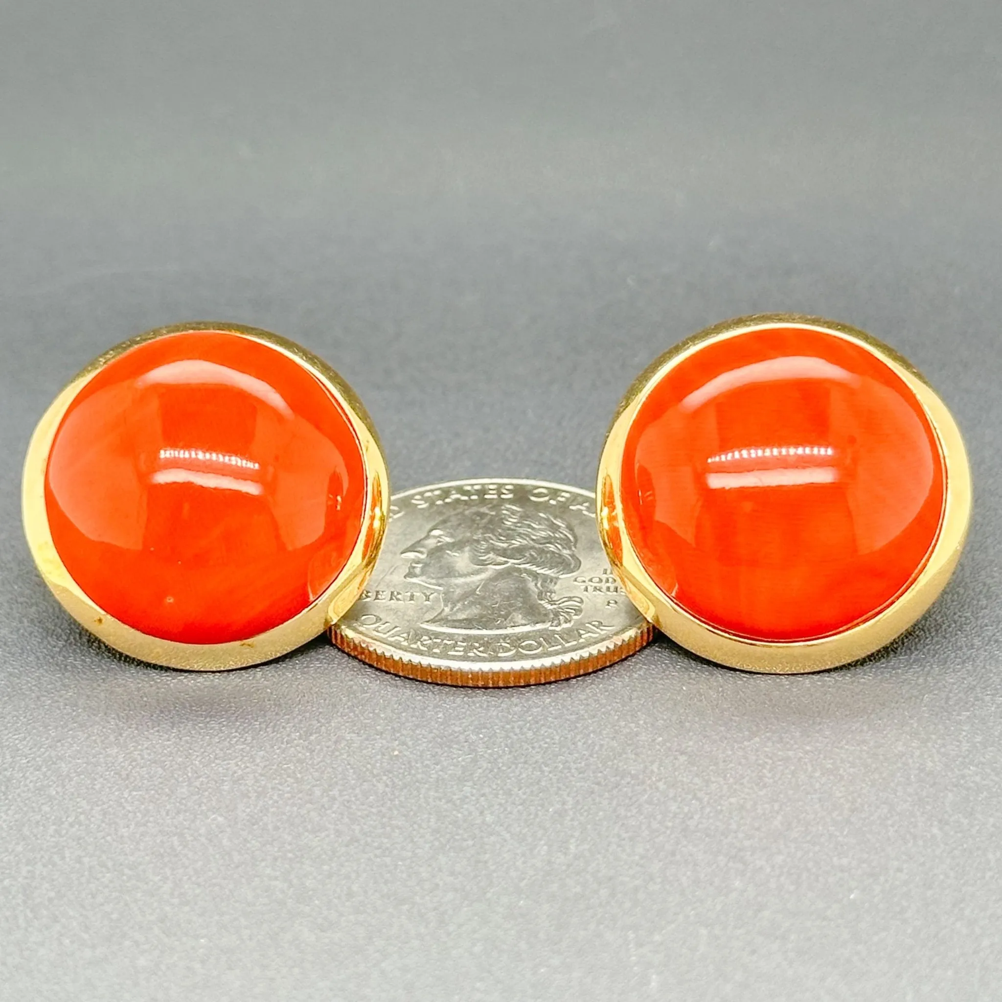 Estate Retro 18K Y Gold 63.08ctw Coral Button Earrings