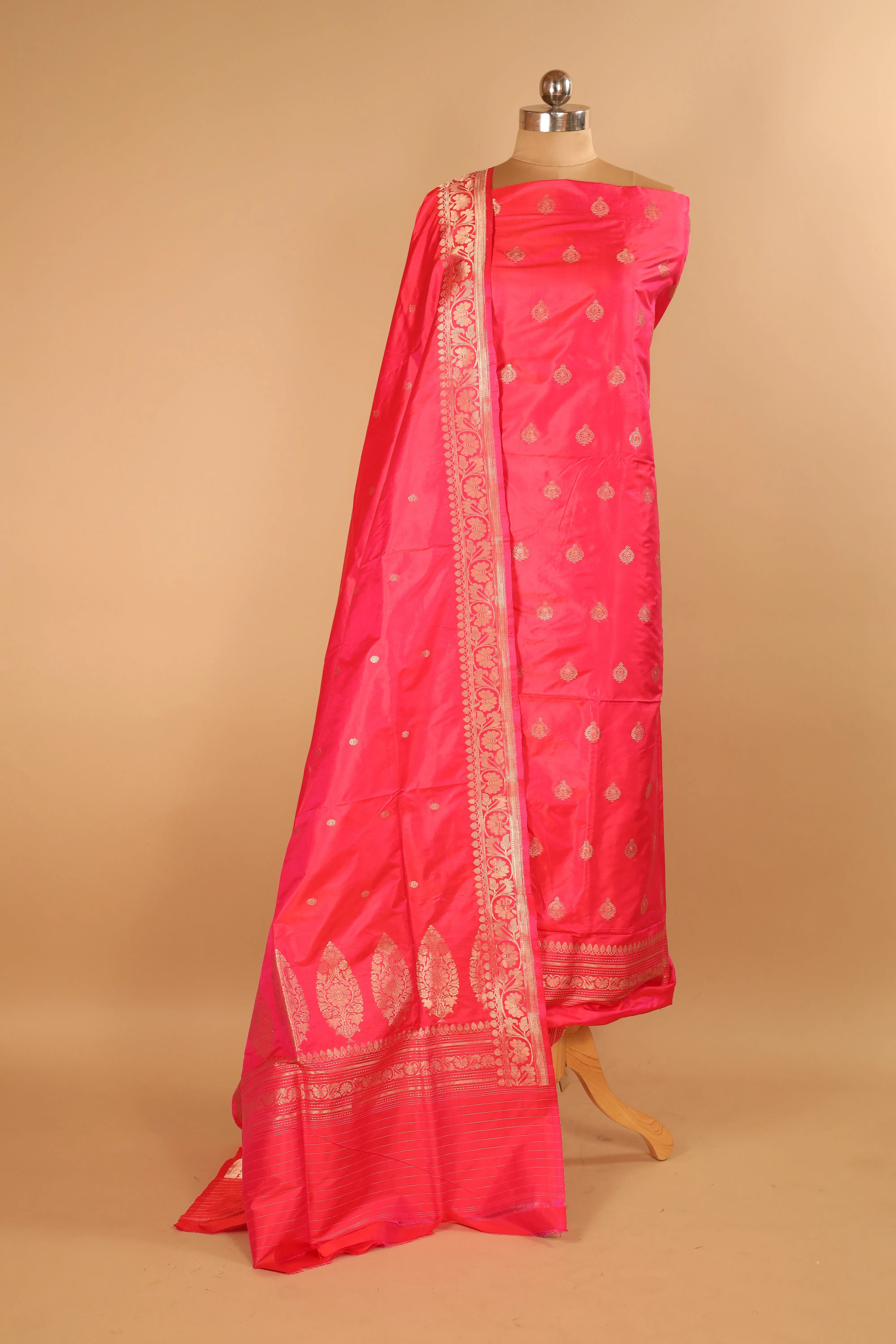 Hand Woven Pink Pure Silk Suit Dupatta