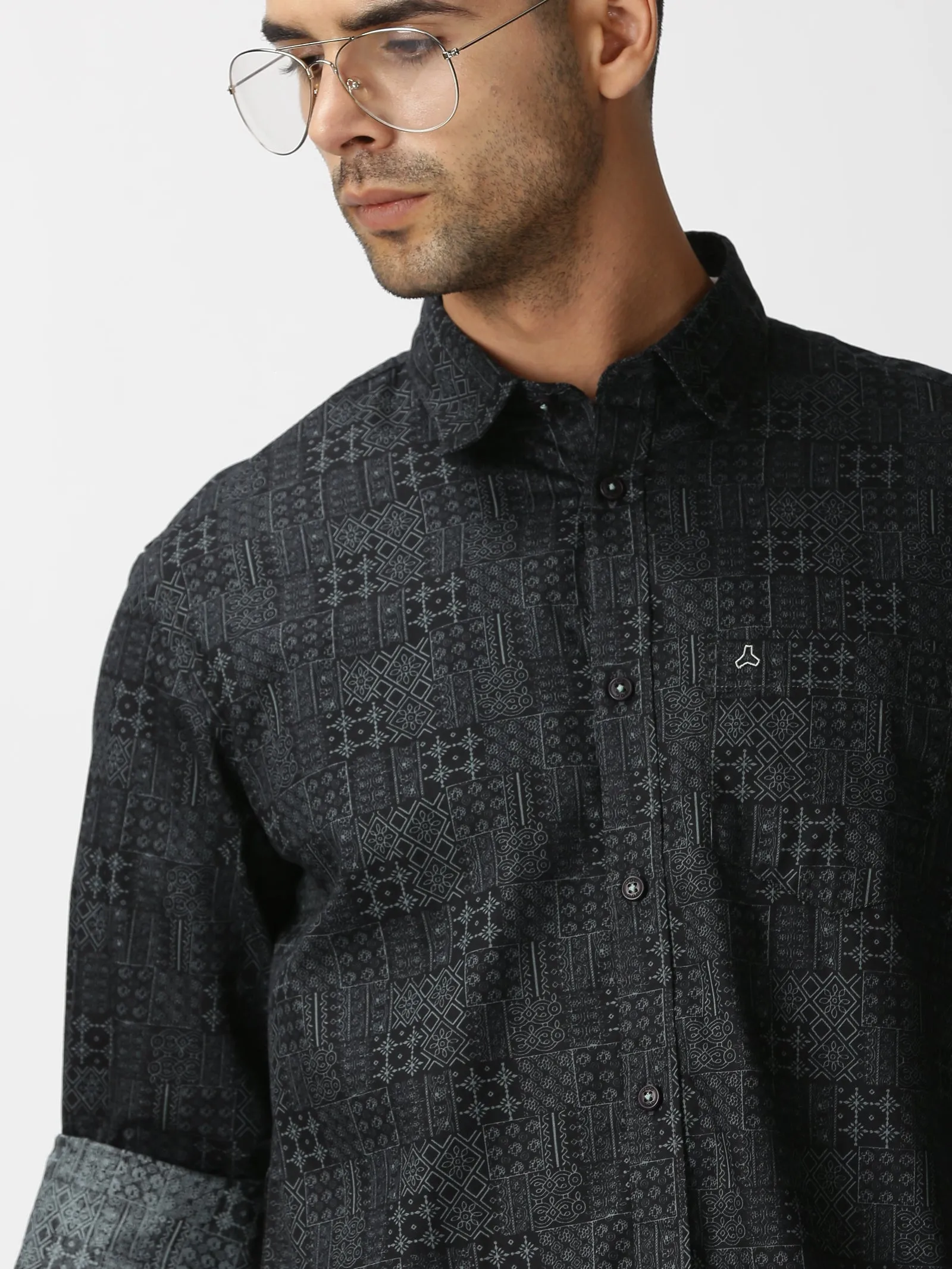 MEN'S BLACK PRINT SLIM FIT SHIRT