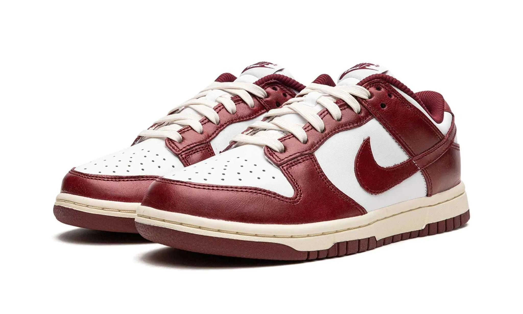 Nike Dunk Low PRM Vintage Team Red